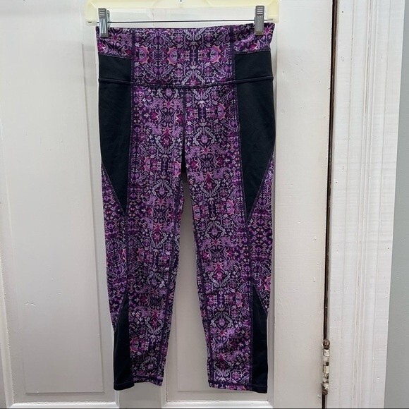 Athleta athletic capris purple print women's small - Picture 1 of 5